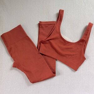 Hoxton Haus London Two Piece Ribbed Lounge Activewear Set Size XS / S